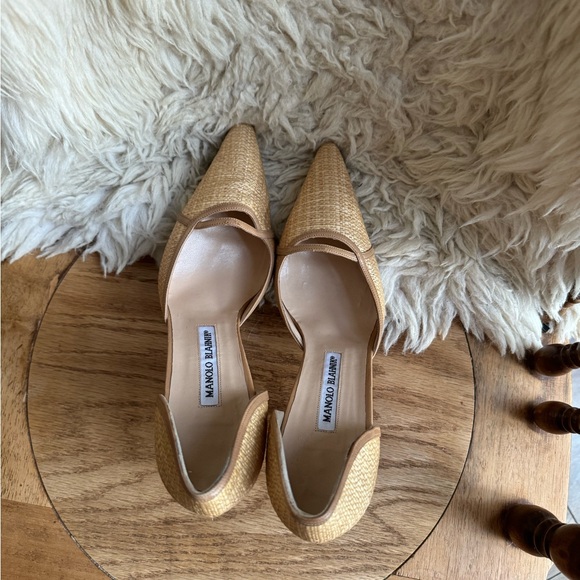 Manolo Blahnik Natural Colour Rattan Wooden Heels size 38.5 - Picture 4 of 10